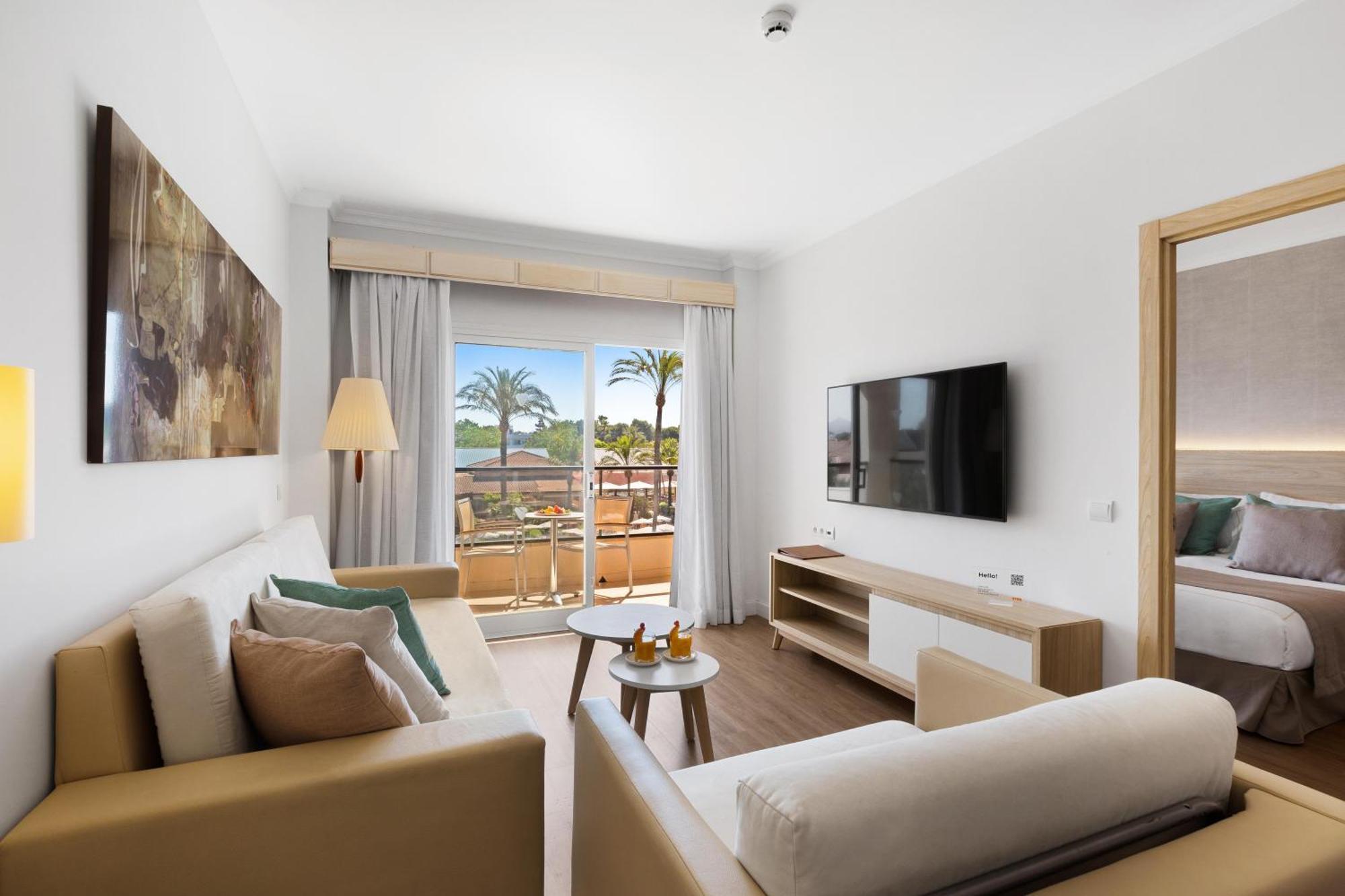 Viva Blue & Spa Playa de Muro  Exterior photo
