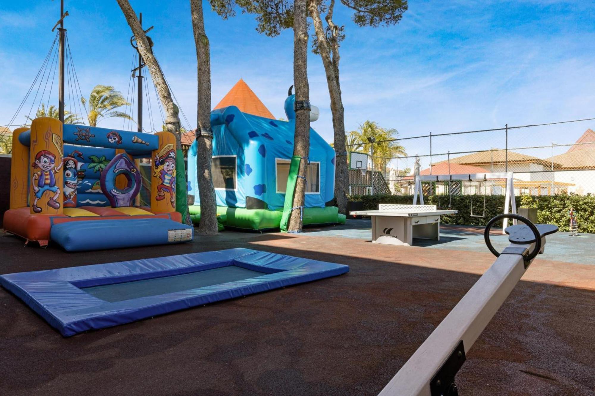 Viva Blue & Spa Playa de Muro  Exterior photo