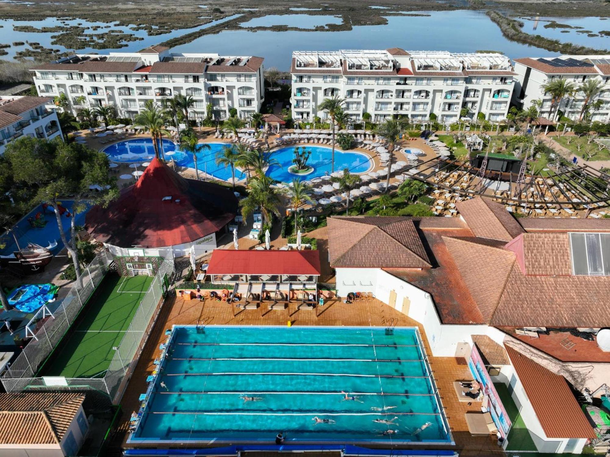 Viva Blue & Spa Playa de Muro  Exterior photo